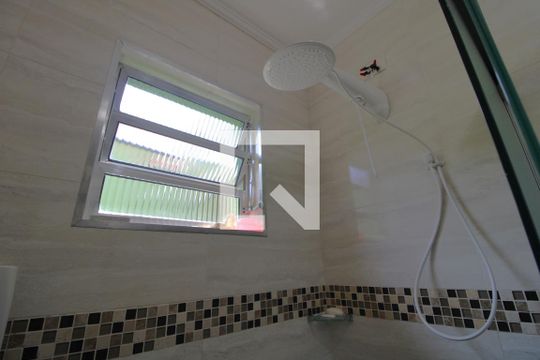 Chuveiro de casa à venda com 3 quartos, 97m² em Jardim Palmares (zona Sul), São Paulo