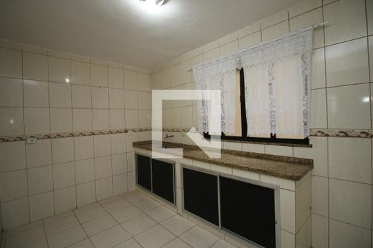 Cozinha de casa para alugar com 2 quartos, 80m² em Ramos, Rio de Janeiro
