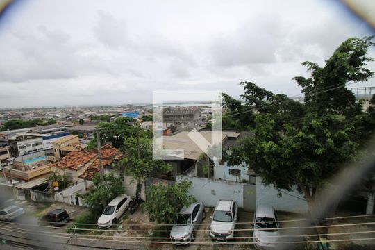 Vista da sala de casa para alugar com 2 quartos, 80m² em Ramos, Rio de Janeiro