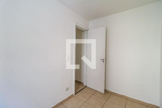 Quarto 2 de apartamento para alugar com 2 quartos, 47m² em Jardim Umarizal, São Paulo