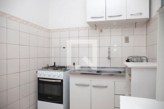 Cozinha de apartamento à venda com 2 quartos, 57m² em Cidade Baixa, Porto Alegre