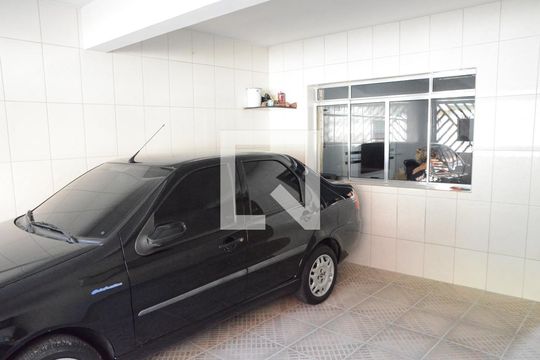 Garagem de casa à venda com 5 quartos, 213m² em Recanto das Rosas, Osasco