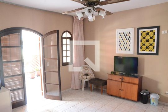 Quarto 1 de casa à venda com 5 quartos, 213m² em Recanto das Rosas, Osasco
