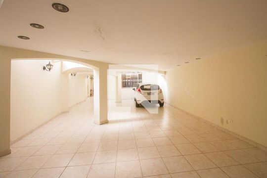 Garagem de casa para alugar com 4 quartos, 369m² em Santo Amaro, São Paulo