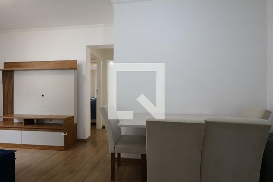Sala de apartamento para alugar com 2 quartos, 54m² em Vila Andrade, São Paulo