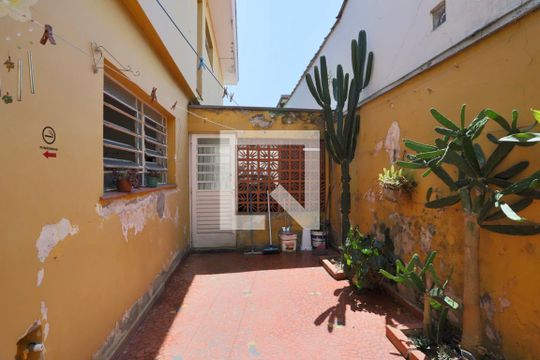 Quintal de casa para alugar com 3 quartos, 220m² em Sacomã, São Paulo