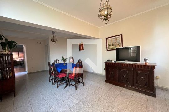 Sala de casa à venda com 4 quartos, 270m² em Jardim Chapadão, Campinas