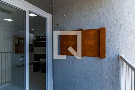 Varanda  de apartamento para alugar com 2 quartos, 53m² em Igara, Canoas