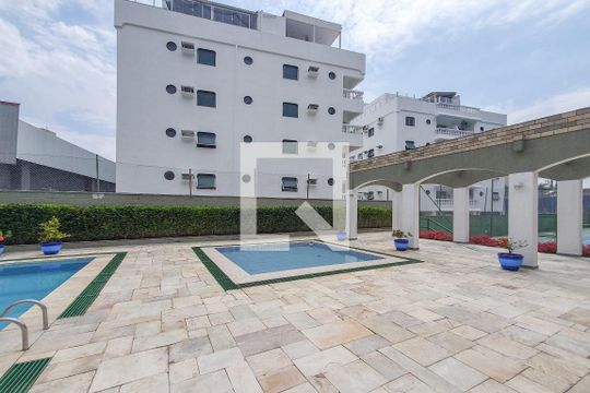 Área comum de casa de condomínio para alugar com 5 quartos, 320m² em Jardim Tres Marias, Guarujá