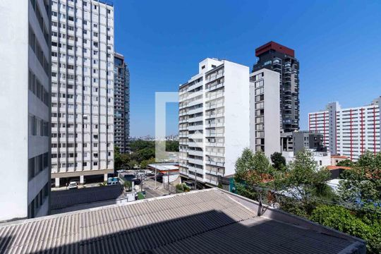 Vista da Varanda de apartamento à venda com 1 quarto, 31m² em Pinheiros, São Paulo