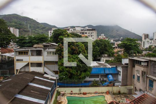 Vista Quarto 01 de apartamento para alugar com 3 quartos, 79m² em Lins de Vasconcelos, Rio de Janeiro