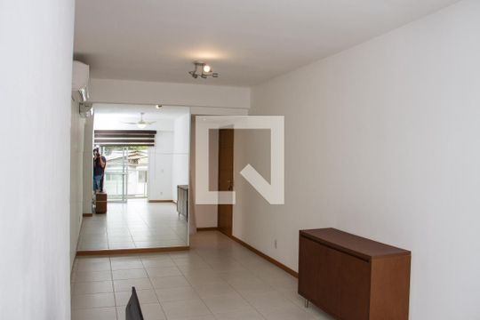 Sala de apartamento para alugar com 3 quartos, 79m² em Lins de Vasconcelos, Rio de Janeiro