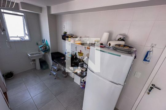 Cozinha de apartamento à venda com 2 quartos, 34m² em Vila Leopoldina, São Paulo