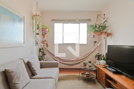 Sala de apartamento à venda com 2 quartos, 50m² em Chora Menino, São Paulo