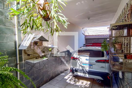 Garagem de casa de condomínio para alugar com 4 quartos, 290m² em Pechincha, Rio de Janeiro
