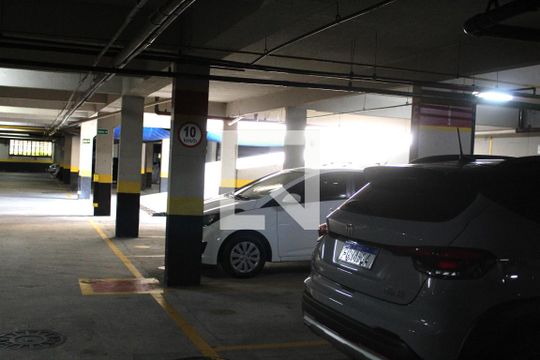 Garagem Coberta de apartamento à venda com 2 quartos, 57m² em Barra Funda, São Paulo