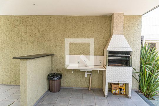 Área comum - Churrasqueira de apartamento para alugar com 2 quartos, 48m² em Santos Dumont, São Leopoldo