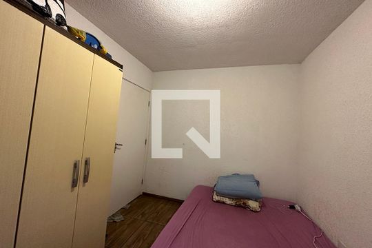 Quarto 2  de apartamento para alugar com 2 quartos, 48m² em Santos Dumont, São Leopoldo