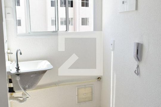 Área de Serviço de apartamento para alugar com 2 quartos, 42m² em Campo Grande, Rio de Janeiro