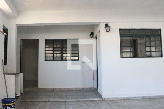 Fachada de casa à venda com 3 quartos, 120m² em Vila Isolina Mazzei, São Paulo