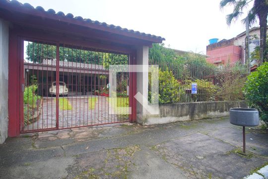 Fachada de casa à venda com 4 quartos, 120m² em Ideal, Novo Hamburgo