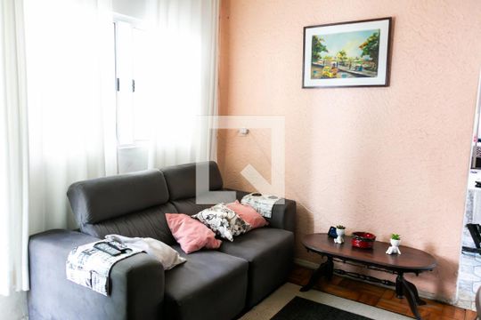 Sala de casa para alugar com 2 quartos, 122m² em Baeta Neves, São Bernardo do Campo