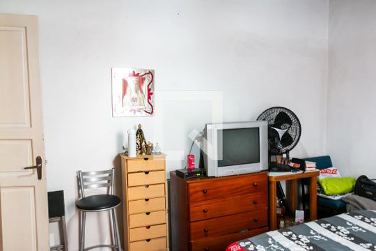 Quarto de casa para alugar com 2 quartos, 122m² em Baeta Neves, São Bernardo do Campo