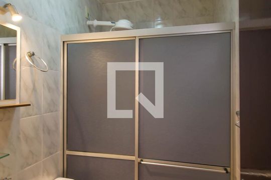 Banheiro da Suíte de casa à venda com 5 quartos, 250m² em Vila Primavera, São Paulo