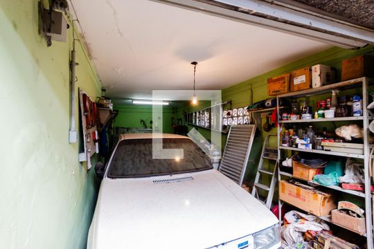 Garagem de casa para alugar com 3 quartos, 271m² em Parque Erasmo Assunção, Santo André