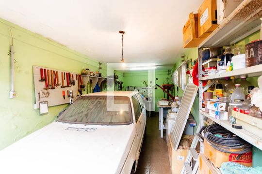 Garagem de casa para alugar com 3 quartos, 271m² em Parque Erasmo Assunção, Santo André