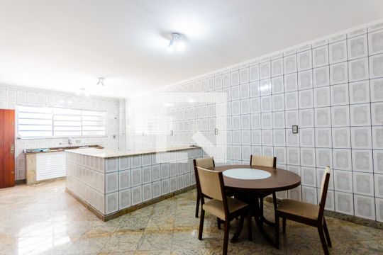 Cozinha de casa para alugar com 3 quartos, 271m² em Parque Erasmo Assunção, Santo André