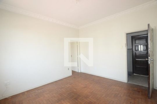 Sala de apartamento para alugar com 2 quartos, 65m² em Vila da Penha, Rio de Janeiro