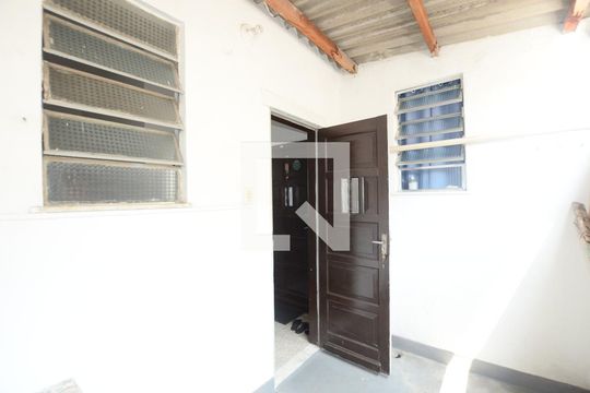 Área de Serviço de apartamento para alugar com 2 quartos, 65m² em Vila da Penha, Rio de Janeiro