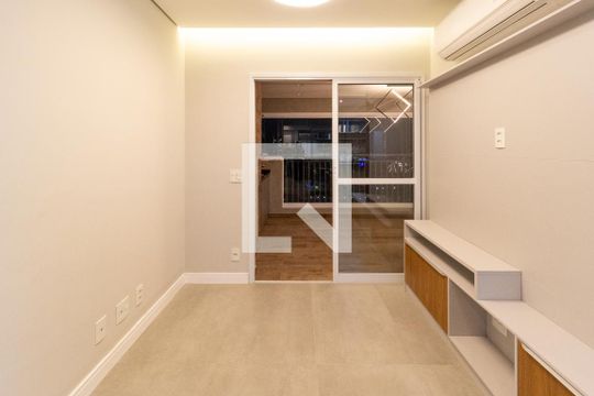 Sala de apartamento à venda com 3 quartos, 83m² em Cidade Mãe do Céu, São Paulo