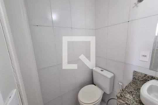Banheiro  de apartamento à venda com 2 quartos, 42m² em Méier, Rio de Janeiro
