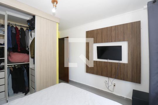 Quarto 1 de casa para alugar com 3 quartos, 170m² em Vila Basileia, São Paulo