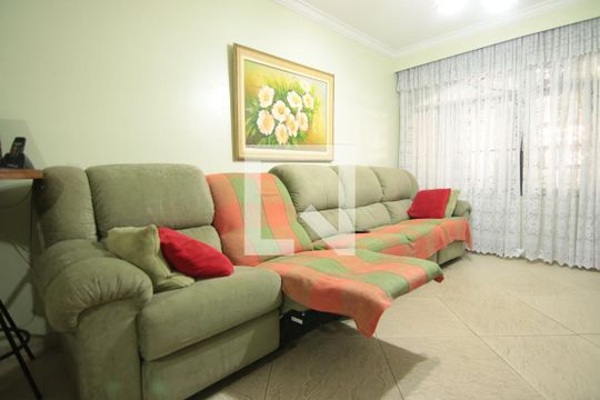 Sala de casa à venda com 3 quartos, 196m² em Cidade Patriarca, São Paulo