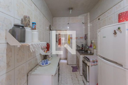 Cozinha de apartamento à venda com 2 quartos, 74m² em Centro, Belo Horizonte