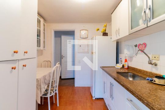 Cozinha de apartamento à venda com 2 quartos, 55m² em Socorro, São Paulo