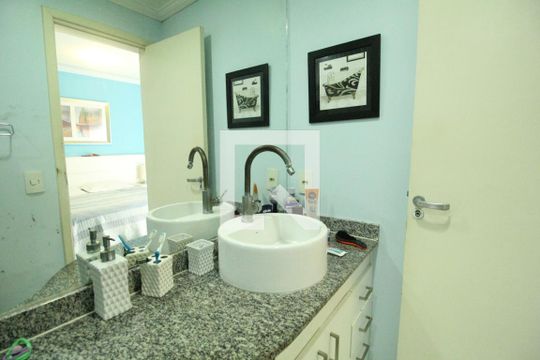 Banheiro da suíte de casa à venda com 3 quartos, 128m² em Curicica, Rio de Janeiro