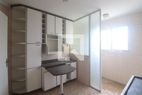 Cozinha de apartamento à venda com 2 quartos, 52m² em Parada Inglesa, São Paulo