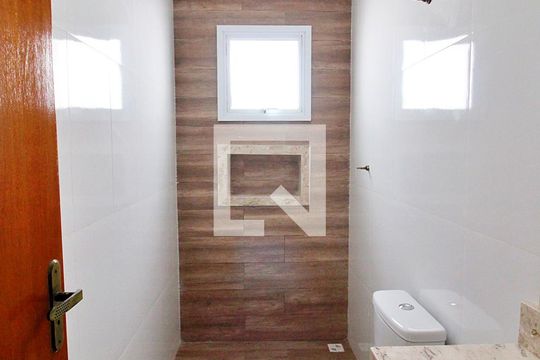 Banheiro da Suíte de apartamento à venda com 3 quartos, 129m² em Vila Curuçá, Santo André