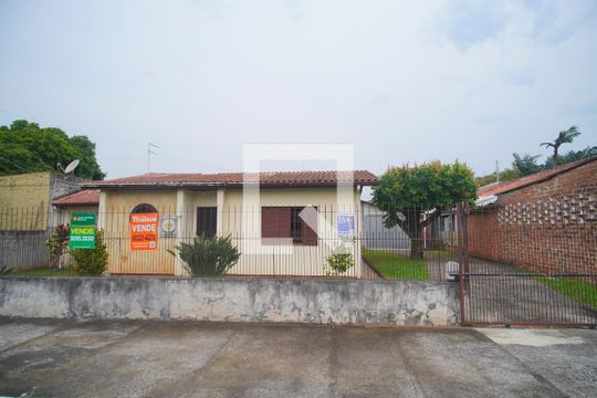 Fachada de casa à venda com 2 quartos, 365m² em Ideal, Novo Hamburgo