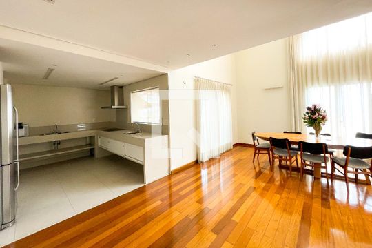 Área comum de apartamento para alugar com 1 quarto, 55m² em Pinheiros, São Paulo