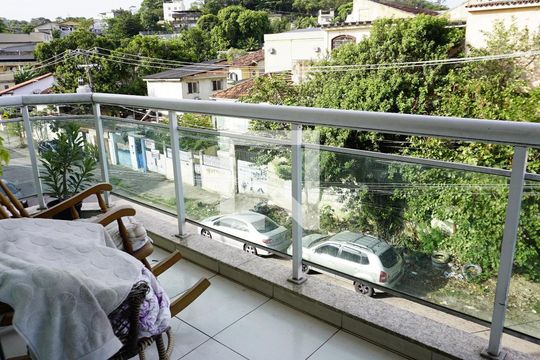 Varanda de casa à venda com 3 quartos, 205m² em Tanque, Rio de Janeiro