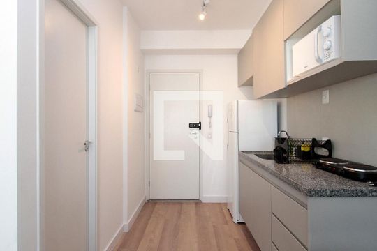Cozinha de kitnet/studio para alugar com 0 quarto, 24m² em Centro Histórico de São Paulo, São Paulo