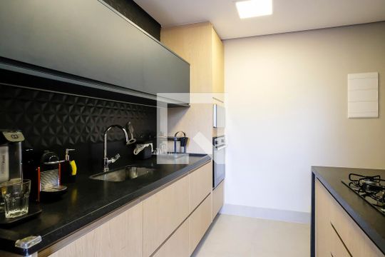 Cozinha de apartamento à venda com 2 quartos, 140m² em Santa Maria, São Caetano do Sul