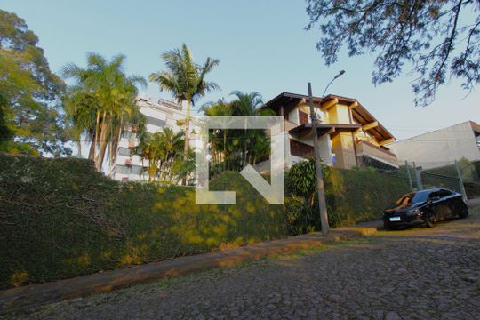 Fachada  de apartamento à venda com 5 quartos, 523m² em Jardim Itu Sabará, Porto Alegre