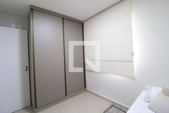 Quarto de apartamento para alugar com 2 quartos, 64m² em Santa Mônica, Uberlândia