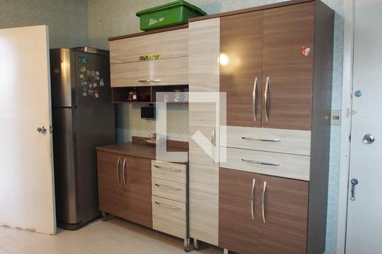 Cozinha de apartamento à venda com 3 quartos, 140m² em Centro, Jundiaí